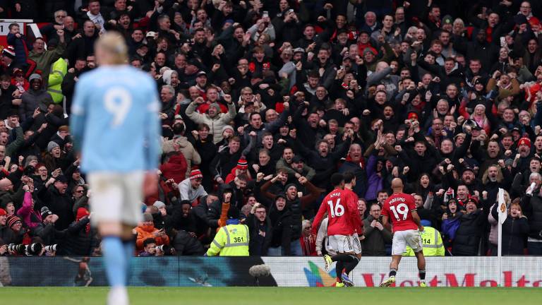 El Manchester United llegó a 35 puntos, después de una victoria contundente en Old Trafford de 2-0 ante los Citizens.
