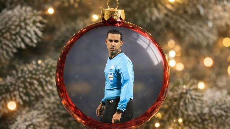 César Ramos, con experiencia en Rusia 2018 y Qatar 2022, busca mantenerse en la élite del arbitraje mundial.