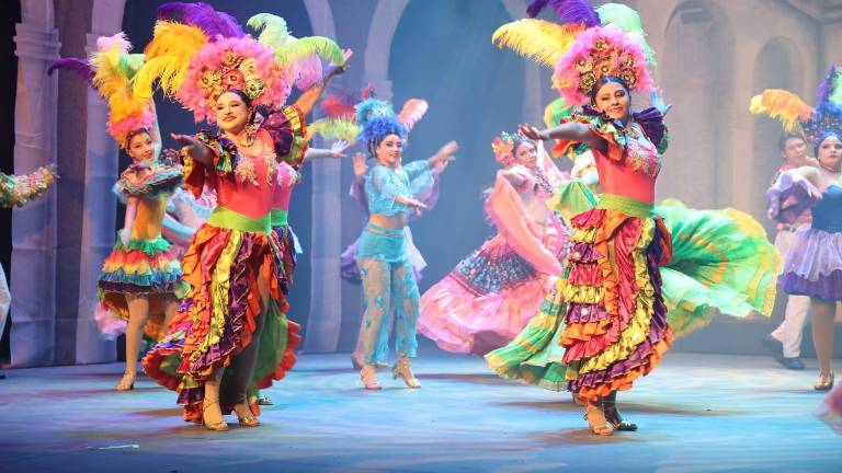 El espectáculo “Herencia Mexicana” logró un lleno total en el Teatro Ángela Peralta.