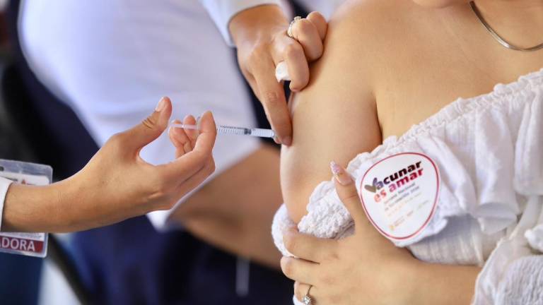 La campaña de vacunación se extenderá en Sinaloa a todo el mes de mayo, reportó la Secretaría de Salud estatal.