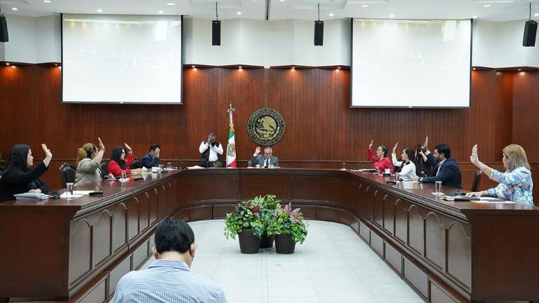 Diputación permanente en la última sesión.