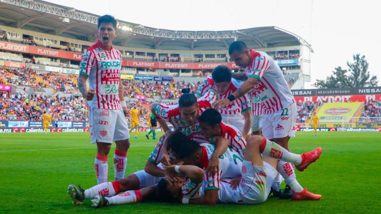 Necaxa logró un inesperado triunfo ante Tigres en Aguascalientes.