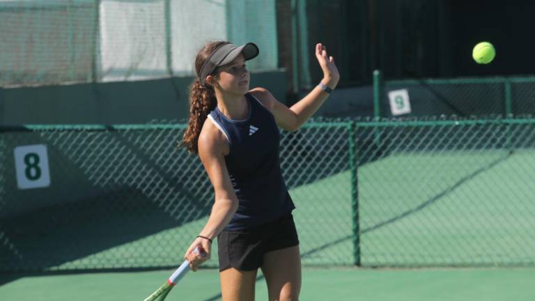 Aurora Téllez gana la categoría 14 Años.