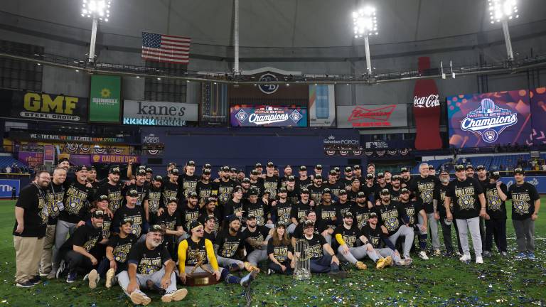 Cerveceros de Milwaukee gana su primera Serie Mundial.