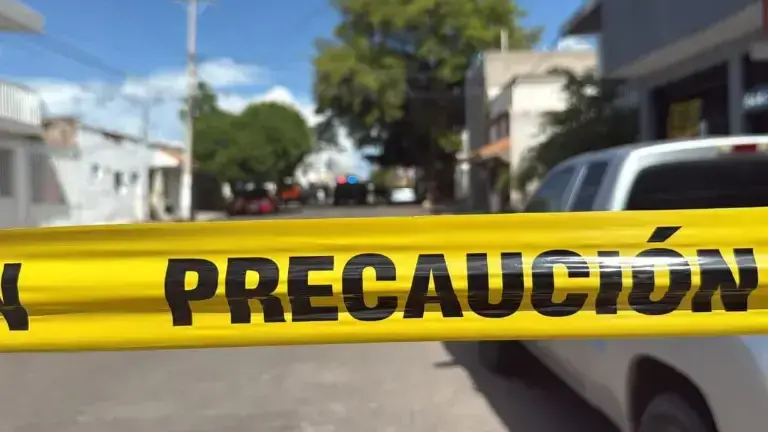 Periodista fue despojada de su vehículo y pertenencias en pleno Centro de Culiacán.