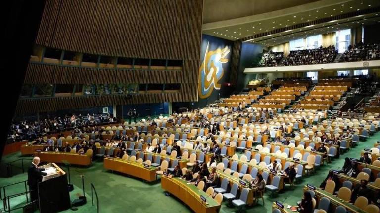 Netanyahu es abandonado al empezar en la ONU.