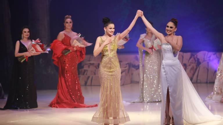 Alejandra Tirado y Uma Ramírez se convierten en Reina del Carnaval 2023 y Reina de los Juegos Florales, respectivamente.