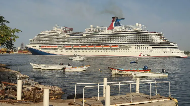 El Carnival Panorama es uno de los dos cruceros turísticos que se atendieron este miércoles en Mazatlán.