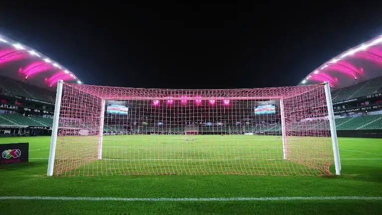 El Gobernador de Sinaloa Rubén Rocha Moya informó que hará gestiones para que el futbol profesional se mantenga en El Encanto.