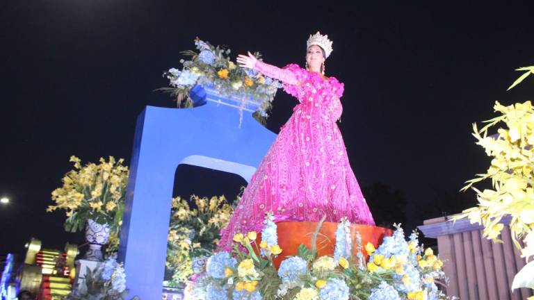 Chicos y grandes disfrutan del tradicional desfile de la Feria de la Primavera en Rosario