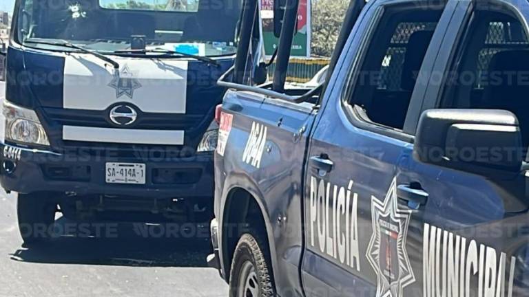 Autoridades municipales implementaron un operativo tras el despojo de una unidad en el sector norte.
