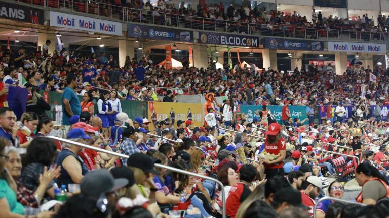 El Estadio Teodoro Mariscal lució abarrotado.