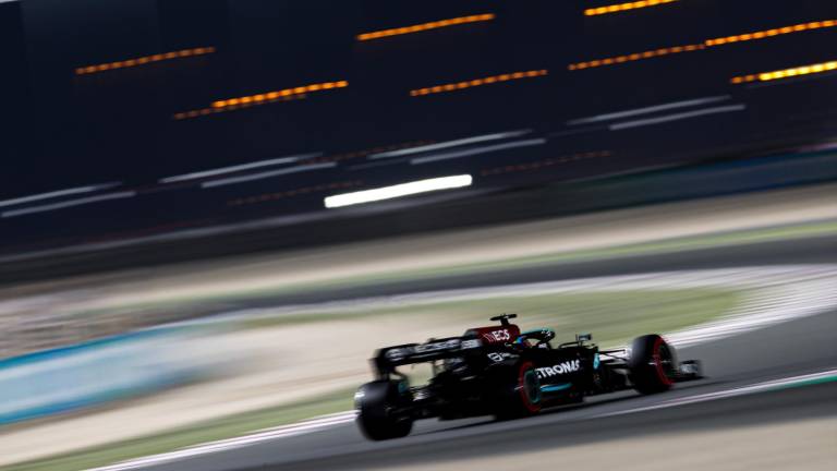 Lewis Hamilton gana en Qatar.
