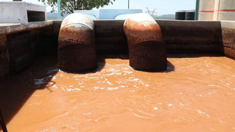 El agua que llega a la planta potabilizadora tiene alto grado de turbidez, por lo que se bajó la presión del suministro a la ciudad.