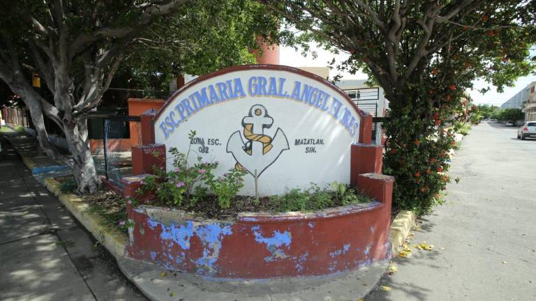 Escuela primaria Ángel Flores.