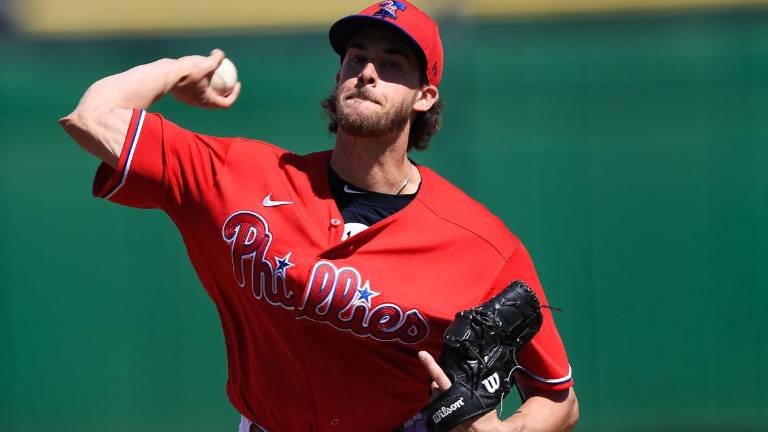 Aaron Nola fue anunciado para abrir el Juego Inaugural por los Filis.