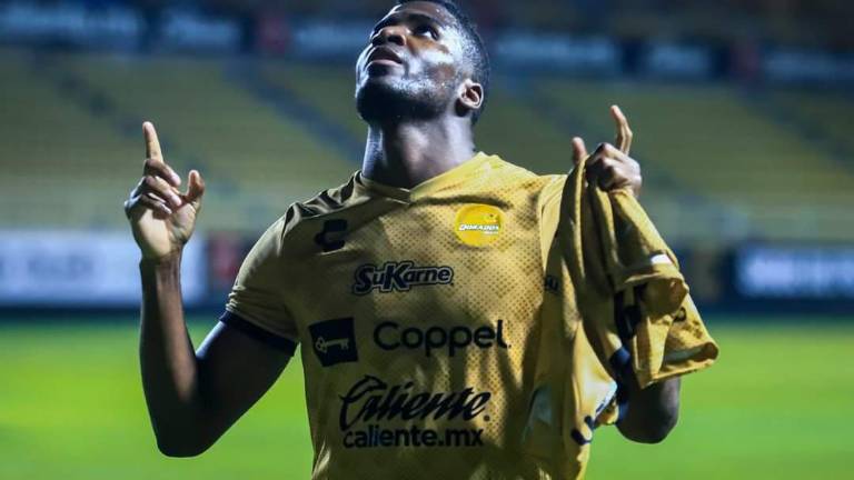 Raúl Zúñiga llegó a tres goles en la campaña.