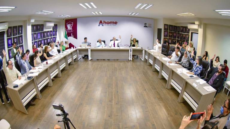 Sesión de Cabildo en Ahome donde aprueban inversiones en obras de drenaje.