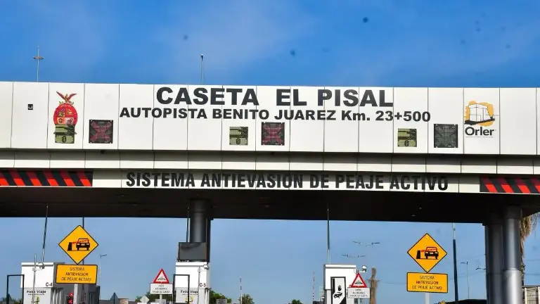 Desde el inicio del año se ajustaron las tarifas de peaje en la Autopista Benito Juárez.