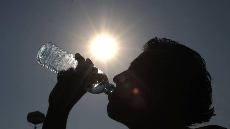 Las sequías y las olas de calor se atribuyen en gran medida al cambio climático antropogénico, según explican los científicos.