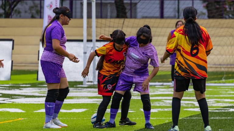 La Selección Mexicana busca reunir fondos para ir a Brasil.