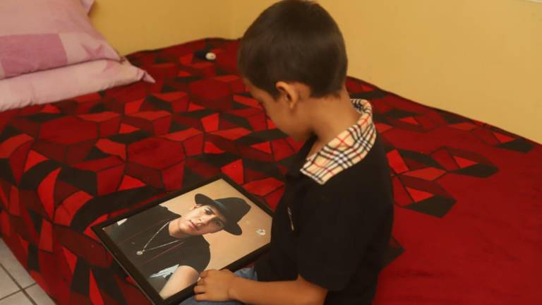 Jesús Miguel, de 8 años, espera el Día de Reyes con la esperanza de que su mayor deseo se cumpla: volver a ver a su tío Iván.