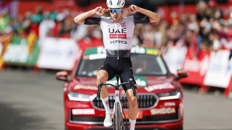 Juan Ayuso remató su esfuerzo con una victoria en solitario en la cima de Cerler, su primera en la ronda española.