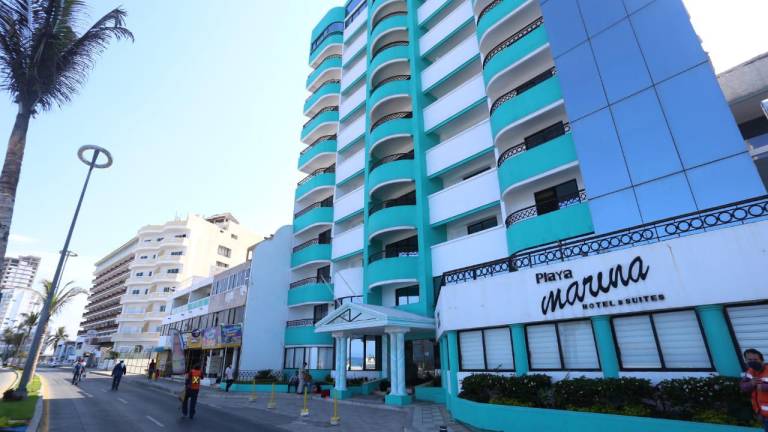 Aún con el ‘semáforo rojo’ por Covid-19, hoteleros reportan estables las reservaciones en Mazatlán