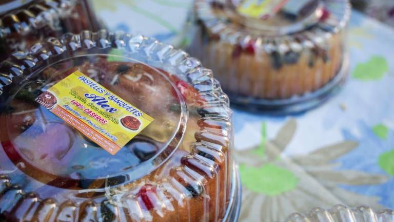 Venta de roscas de reyes en el Centro de Culiacán.