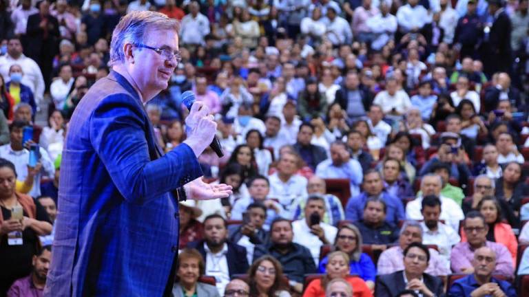 El titular de la SRE destacó que iba “muy bien” en las encuestas.