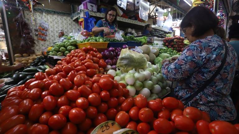 La inflación en México repuntó al cierre de 2023 y se ubica en 4.66% anual