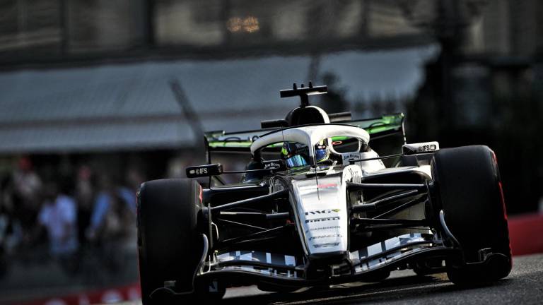Cadillac apuesta a mantener a Checo.