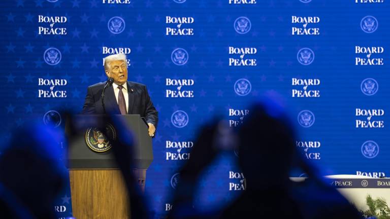 Donald Trump presenta en el Foro Económico Mundial, en Davos, su propuesta de Consejo de Paz.