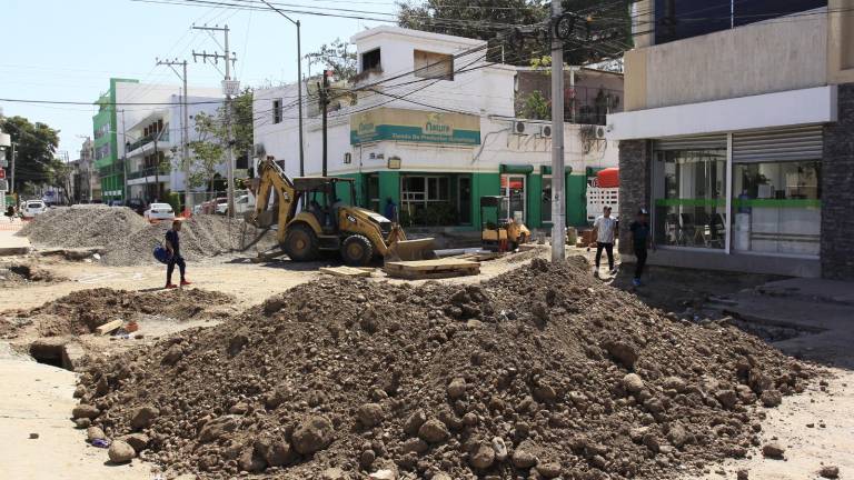 Los trabajos son en cruce de la calle Domingo Rubí con la Avenida Ignacio Zaragoza en el Centro de Culiacán.