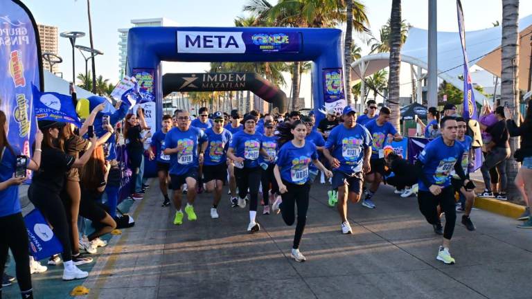 Más de mil corredores se dieron cita motivados por la pasión de ayudar a la comunidad.