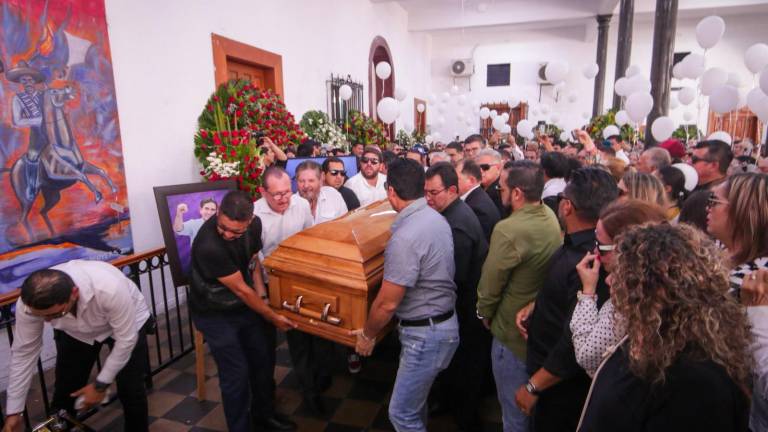 Desde el asesinato de Héctor Melesio Cuén en julio de 2024, se han registrado diversos homicidios y ataques contra dirigentes, legisladores y servidores públicos en Sinaloa.