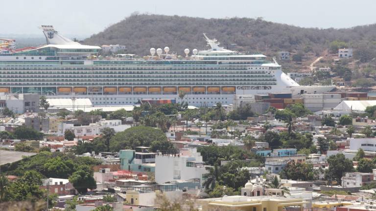 Con la llegada del Carnival Panorama este miércoles, Mazatlán despidió la temporada alta de cruceros.