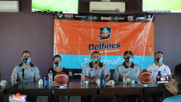 En rueda de prensa se anuncia el Torneo de Baloncesto InterAcademias Delfines de Mazatlán 2021.
