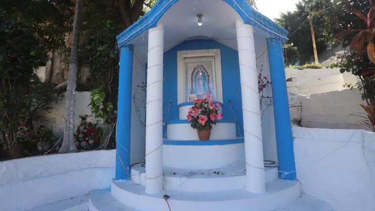 La Ermita de Guadalupe en la calle Morelos se llena de luz, música y devoción durante las celebraciones del 11 y 12 de diciembre.