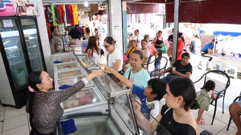 Este fin de semana el Centro de Mazatlán y sus alrededores registraron una importante afluencia de turistas nacionales.