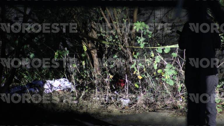 El cadáver fue hallado a la orilla de un dren en el fraccionamiento Palmanova, del sector Zona Dorada.