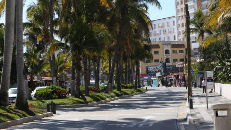 En Mazatlán, hoteles y bares de la Zona Dorada subirán su aforo a un 75%, informa Sedectur