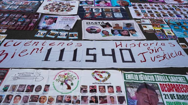 Familiares de personas desaparecidas se manifestaron el 11 de enero frente a la Secretaría de Gobernación en rechazo a los resultados de la Estrategia Nacional de Búsqueda Generalizada.