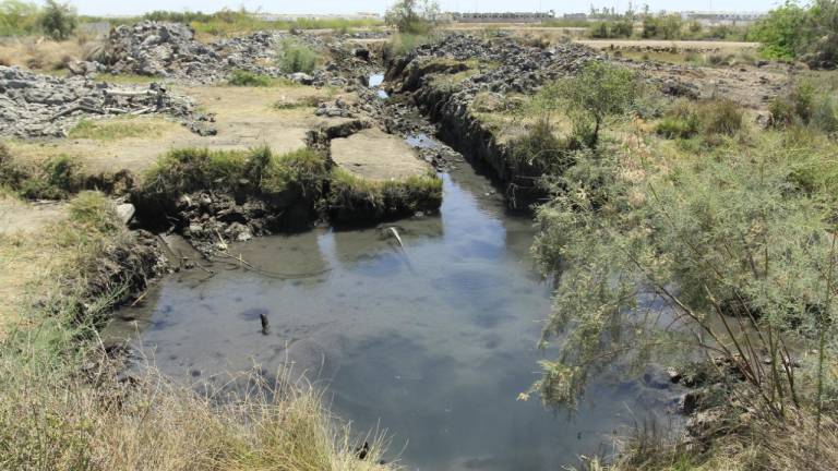 Advierten que aguas termales en Culiacán afectan red de agua potable; autoridades niegan reportes