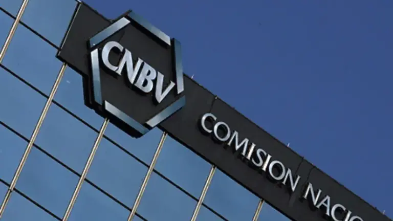 En junio fueron aplicadas 53 multas a las tres entidades financieras.