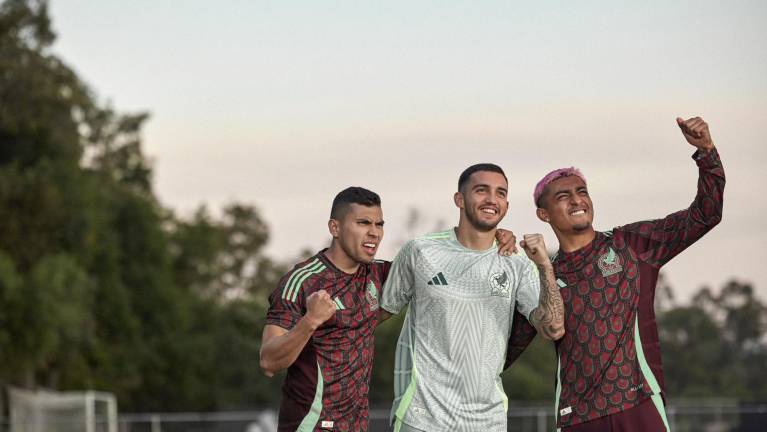 Las nuevas playeras del equipo mexicano.