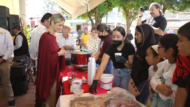 Inauguración de la edición 6 de la Feria del Tamal, en el Pueblo Señorial.