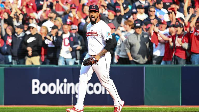 Según la acusación, Clase y Ortiz habrían lanzado bolas intencionales para beneficiar apuestas.