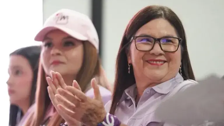 Imelda Castro Castro manifestó su respaldo a la medida, señalando que busca facilitar el esclarecimiento de las imputaciones en contra de Rubén Rocha Moya.