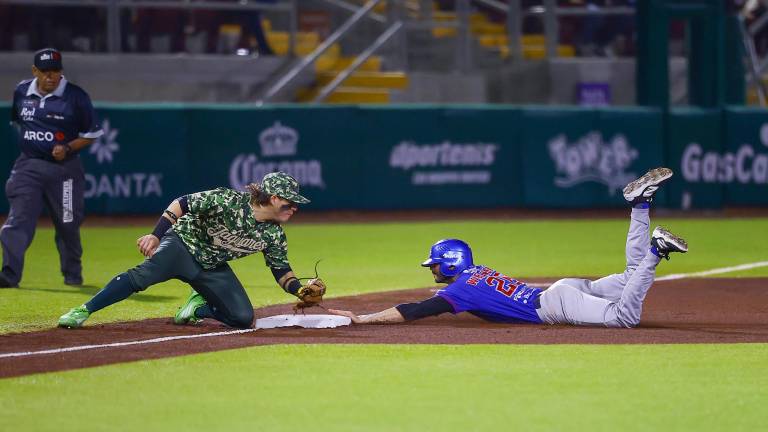 Los Charros de Jalisco vivieron una noche complicada en Tepic al caer 14–2 frente a los Jaguares de Nayarit.